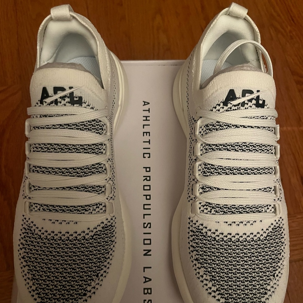 Brand New APL Techloom Breeze Shoes